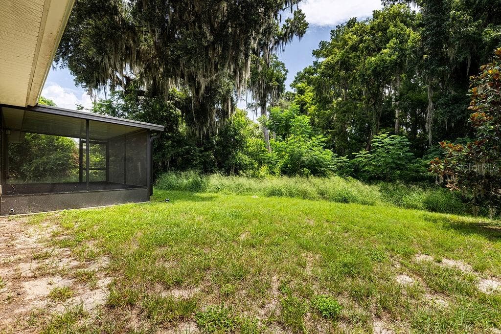 7830 SLOEWOOD DRIVE — photo 33 of 42