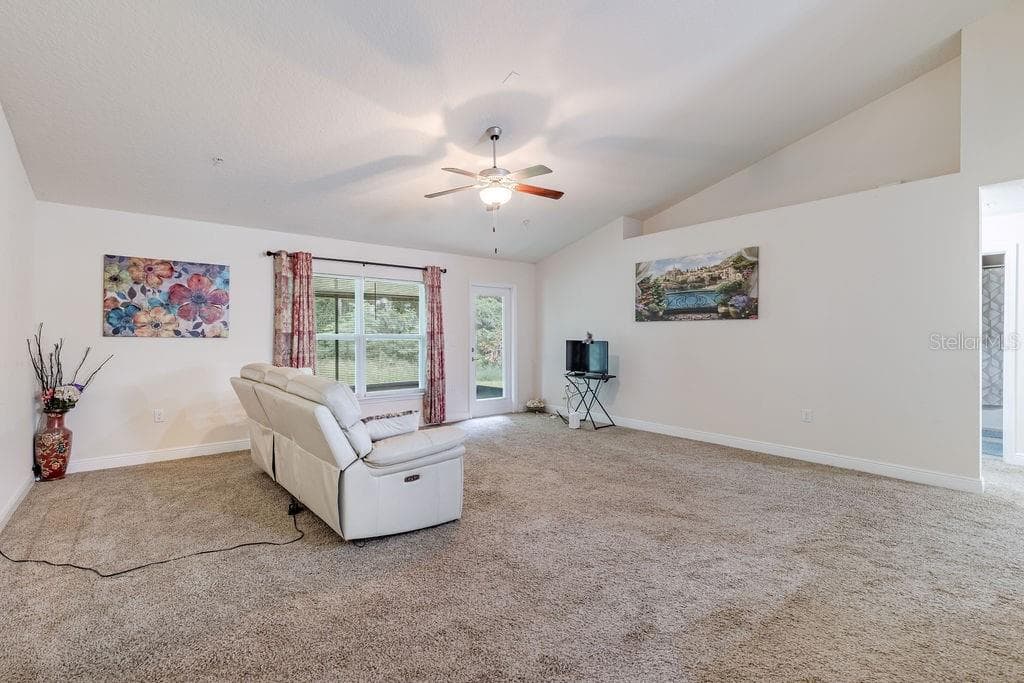 7830 SLOEWOOD DRIVE — photo 17 of 42