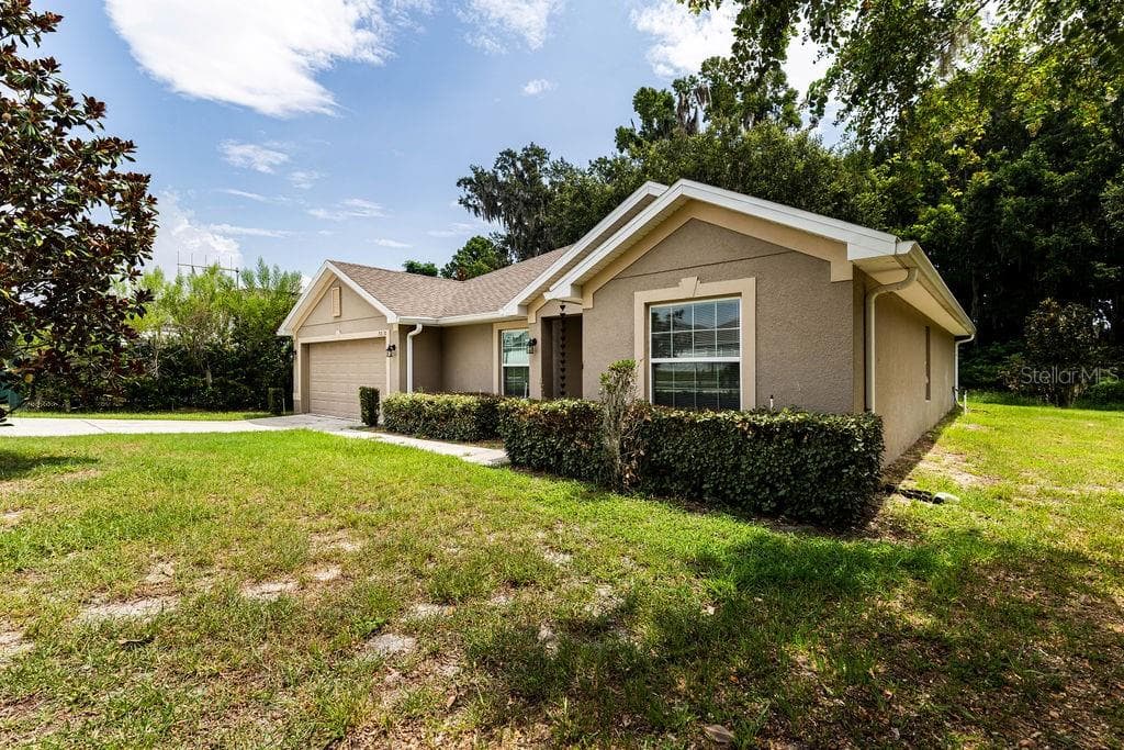 7830 SLOEWOOD DRIVE — photo 7 of 42