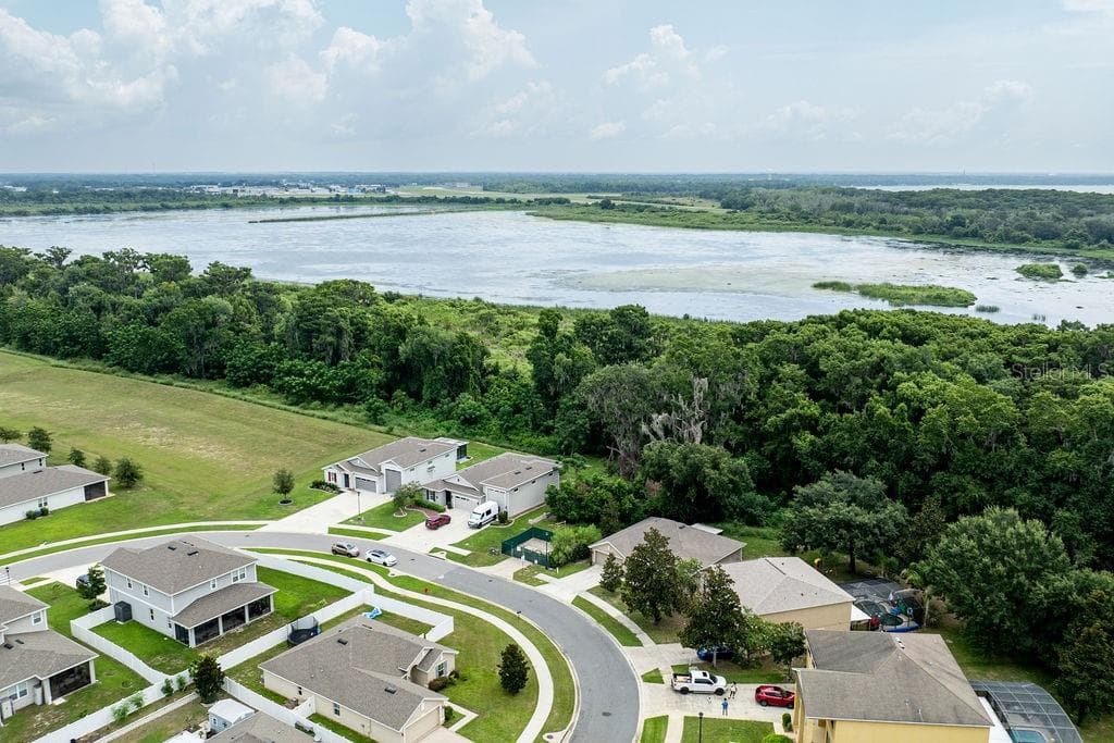 7830 SLOEWOOD DRIVE — photo 40 of 42