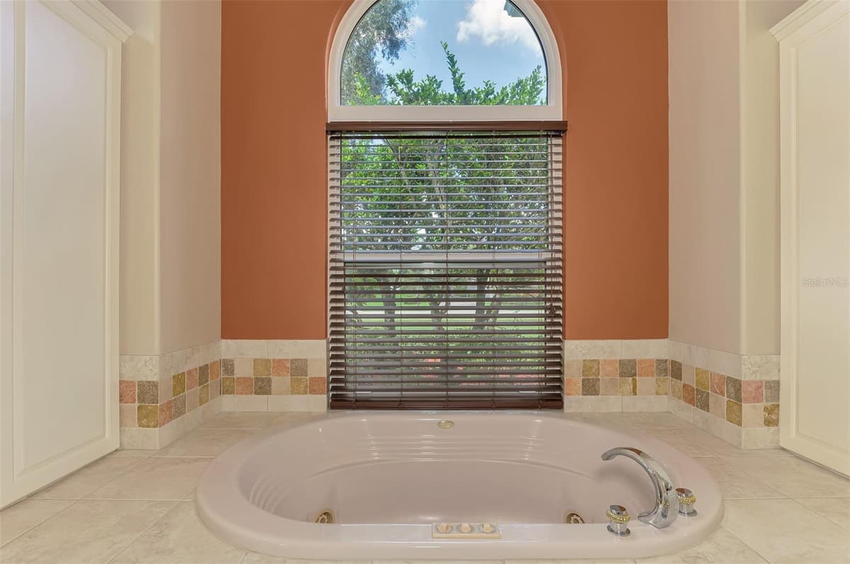 7767 ALISTER MACKENZIE DRIVE — photo 40 of 69
