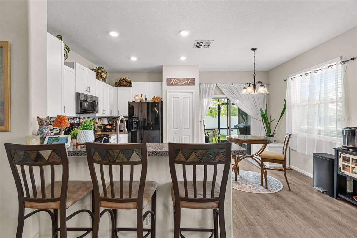 7201 SWEET ALYSSUM CT COURT — photo 22 of 54