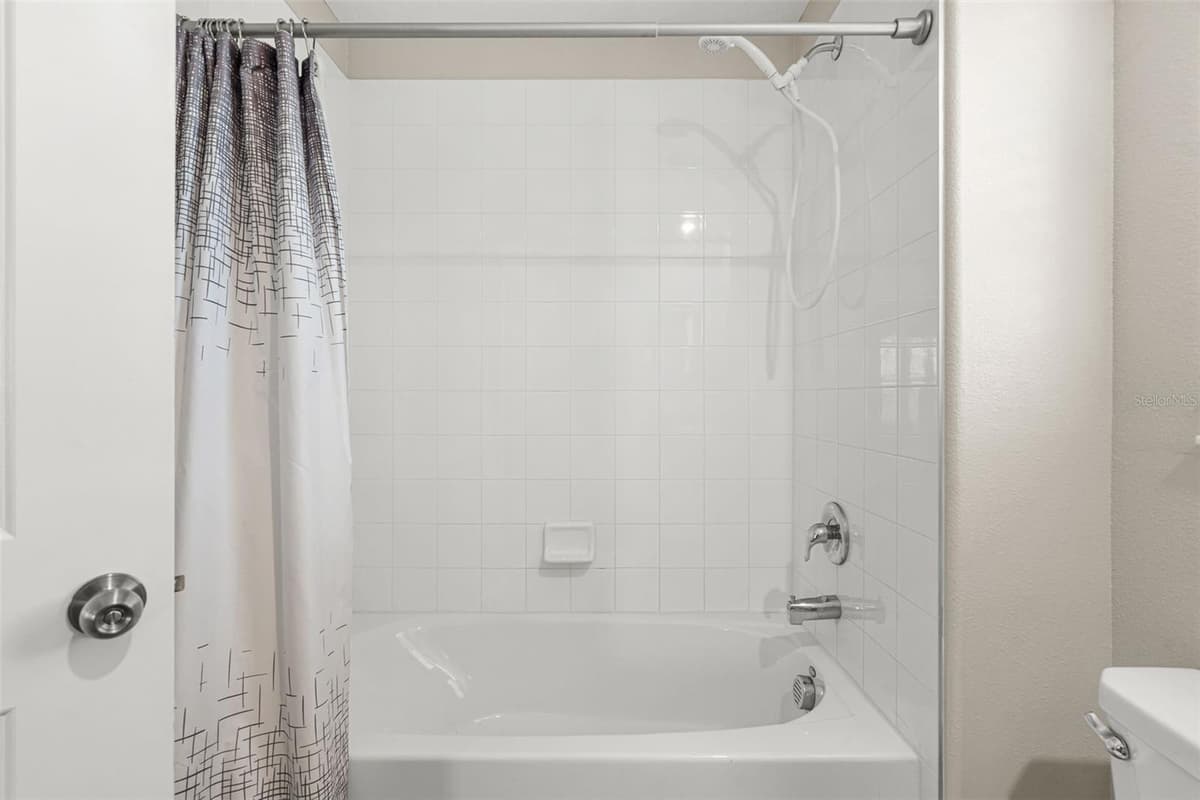 7201 SWEET ALYSSUM CT COURT — photo 30 of 54