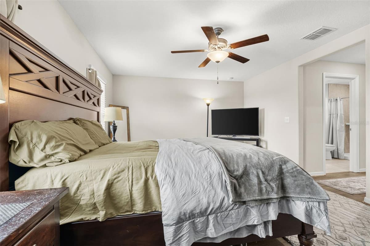 7201 SWEET ALYSSUM CT COURT — photo 37 of 54