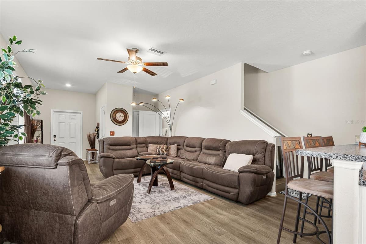 7201 SWEET ALYSSUM CT COURT — photo 10 of 54