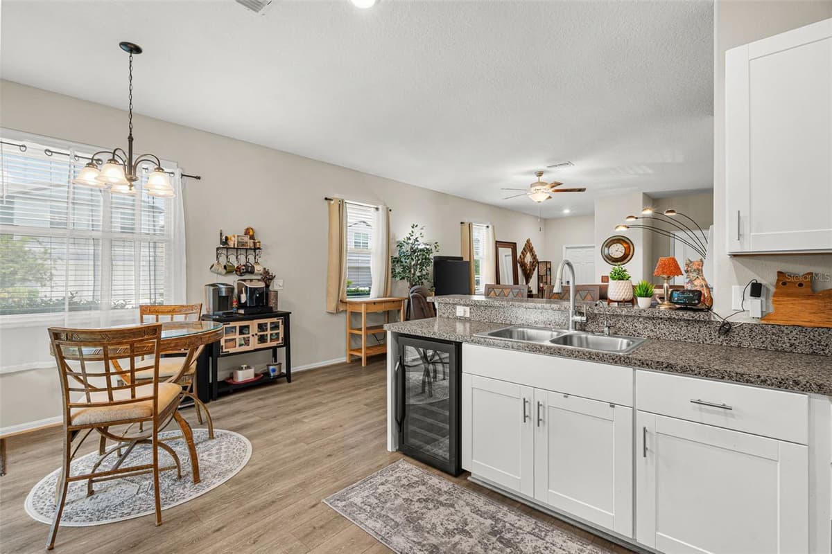 7201 SWEET ALYSSUM CT COURT — photo 20 of 54