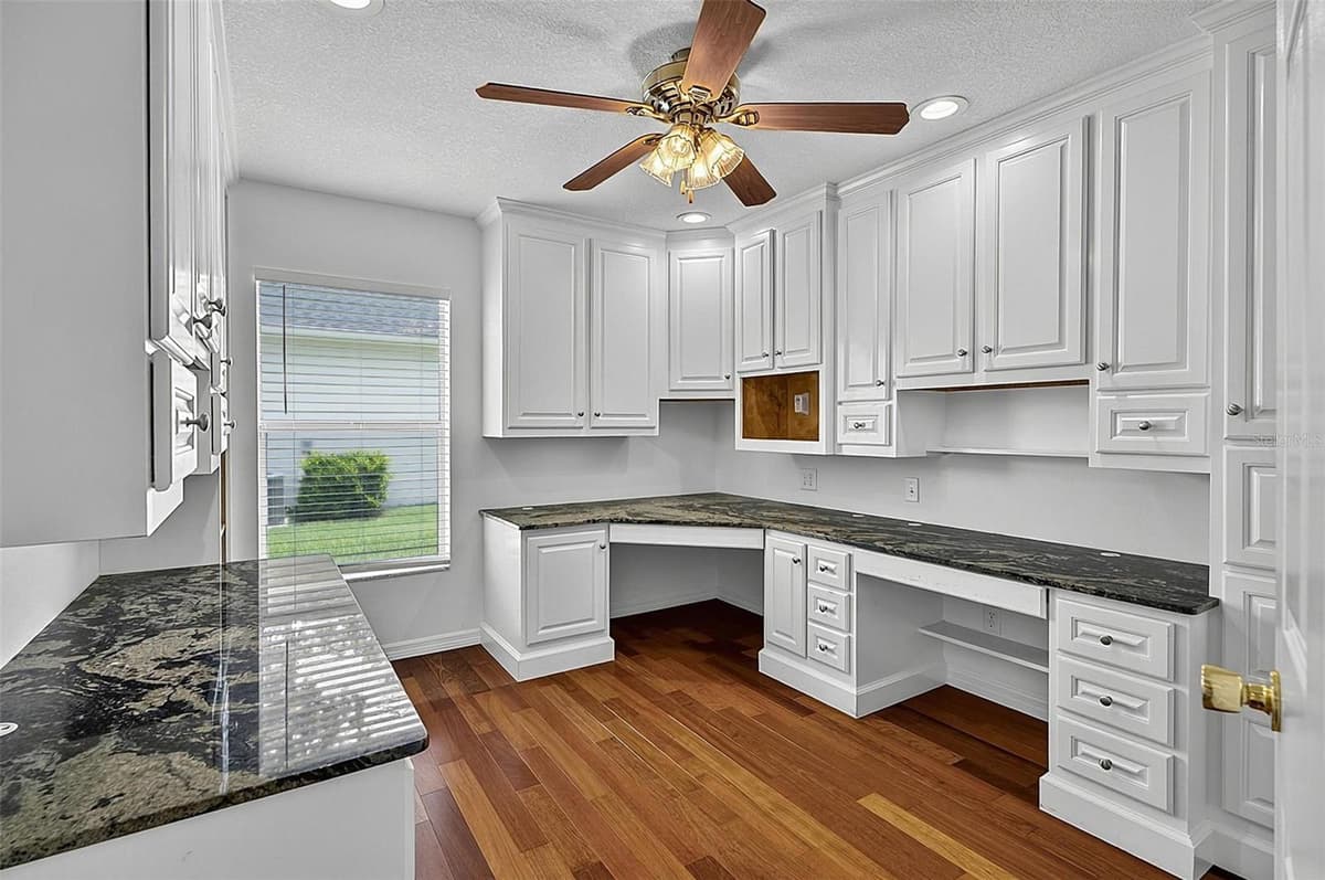25 RYKEN LANE — photo 17 of 40