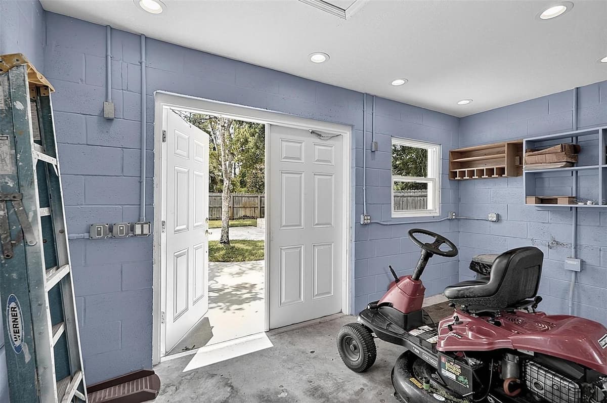25 RYKEN LANE — photo 37 of 40