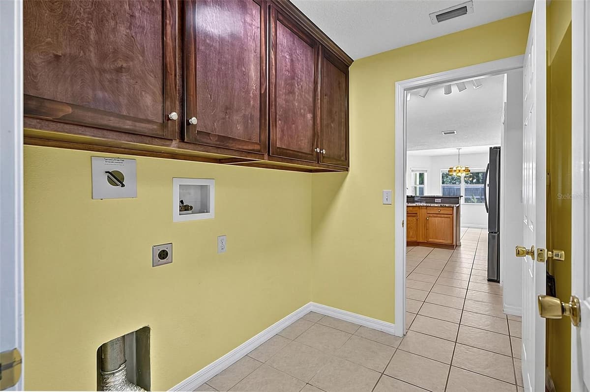 25 RYKEN LANE — photo 27 of 40