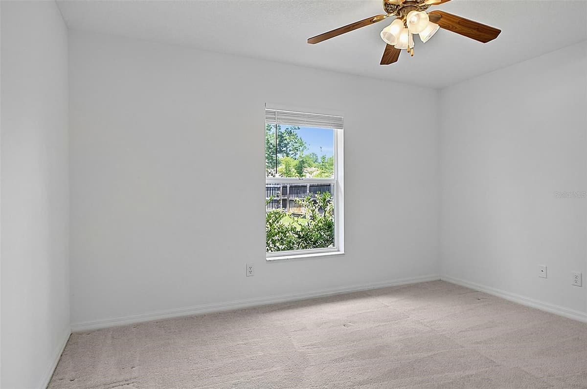 25 RYKEN LANE — photo 13 of 40