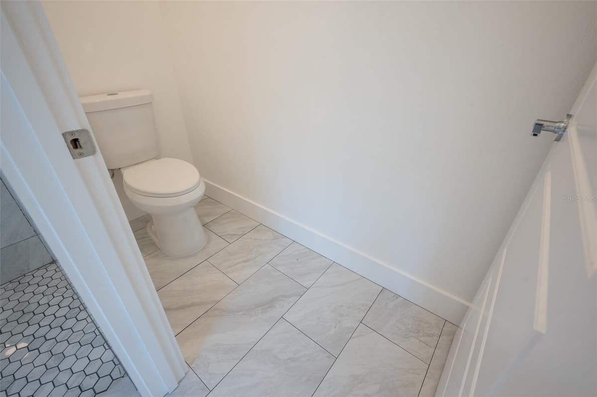 832 5TH STREET — photo 18 of 30