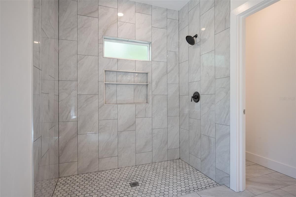 832 5TH STREET — photo 17 of 30