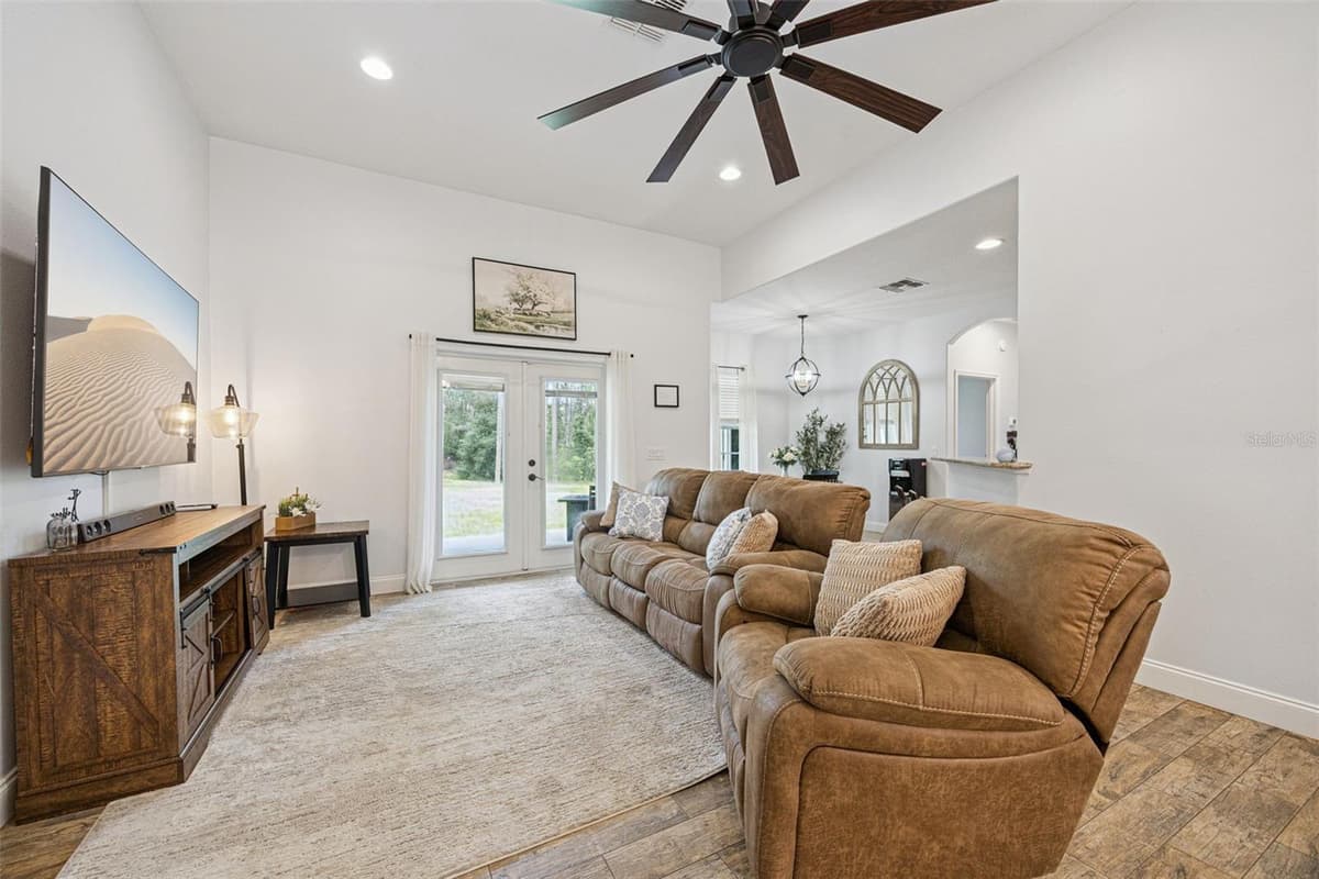 41220 ALDER WAY — photo 7 of 61