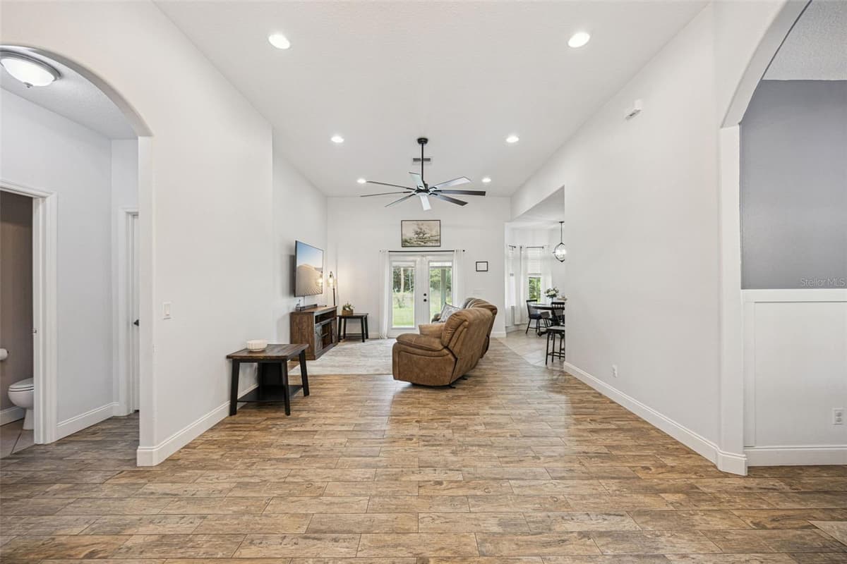 41220 ALDER WAY — photo 24 of 61