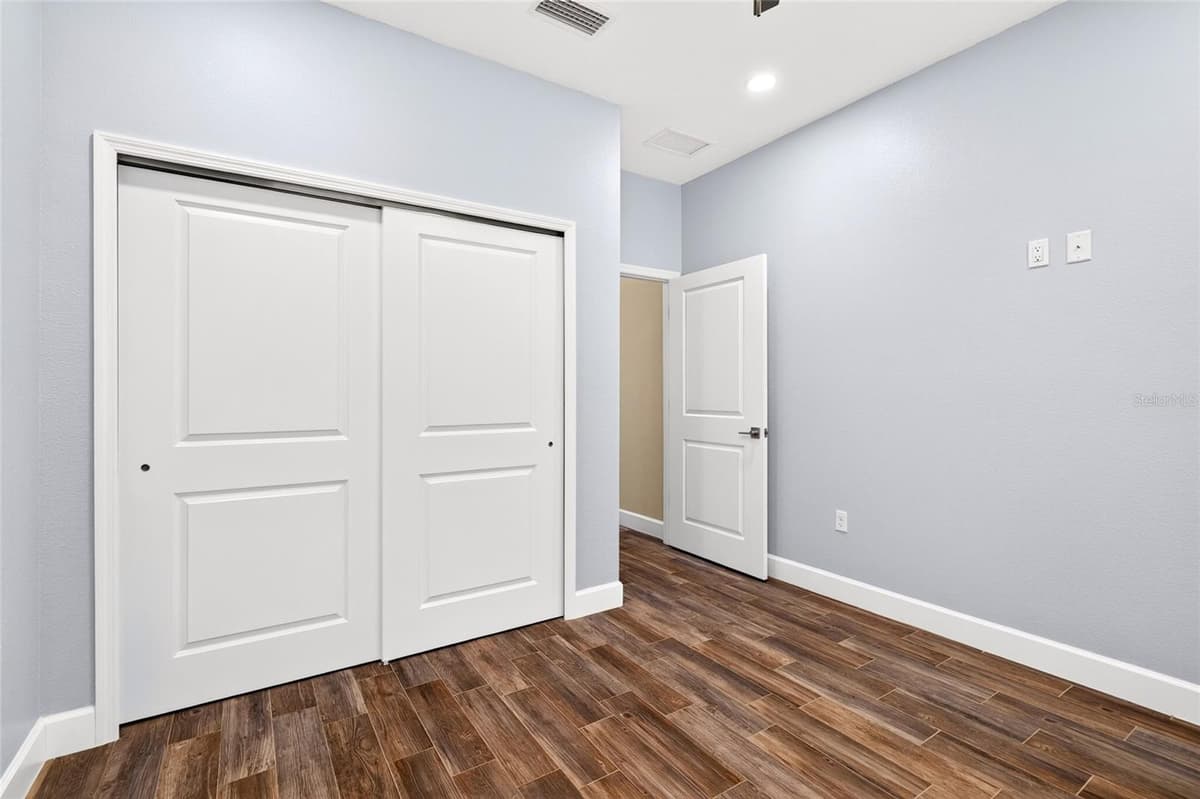 5390 MAHOGANY BOULEVARD — photo 19 of 27