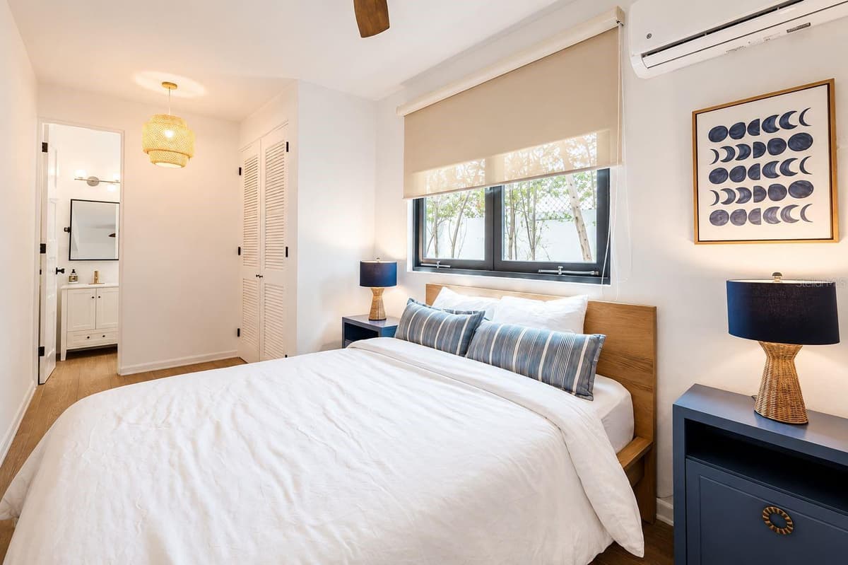 60 SOLDADO SERRANO — photo 24 of 53
