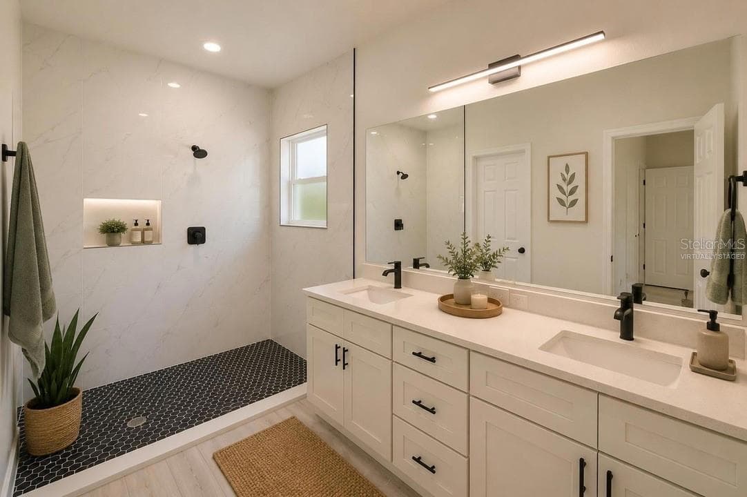 3286 CRANDON DRIVE — photo 8 of 36