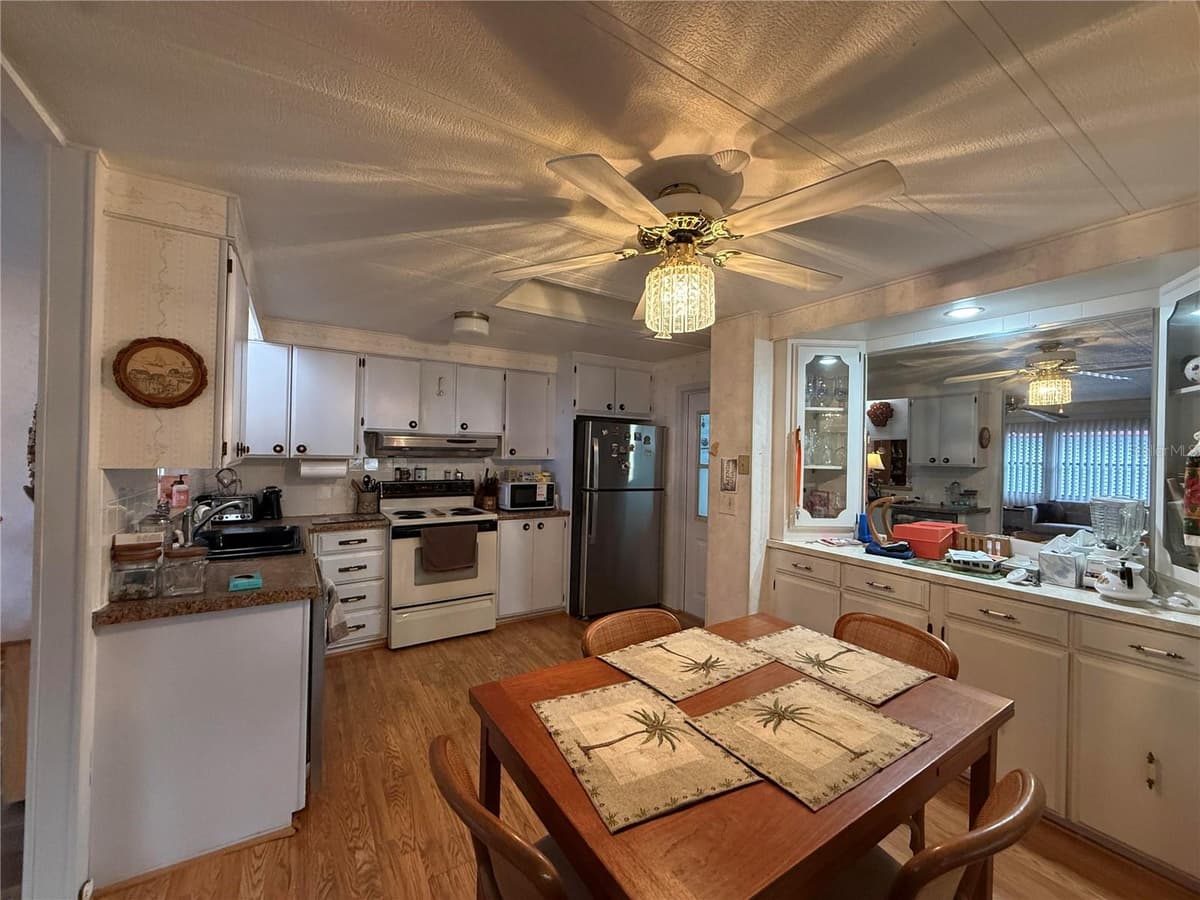 658 MISTI DRIVE — photo 17 of 31