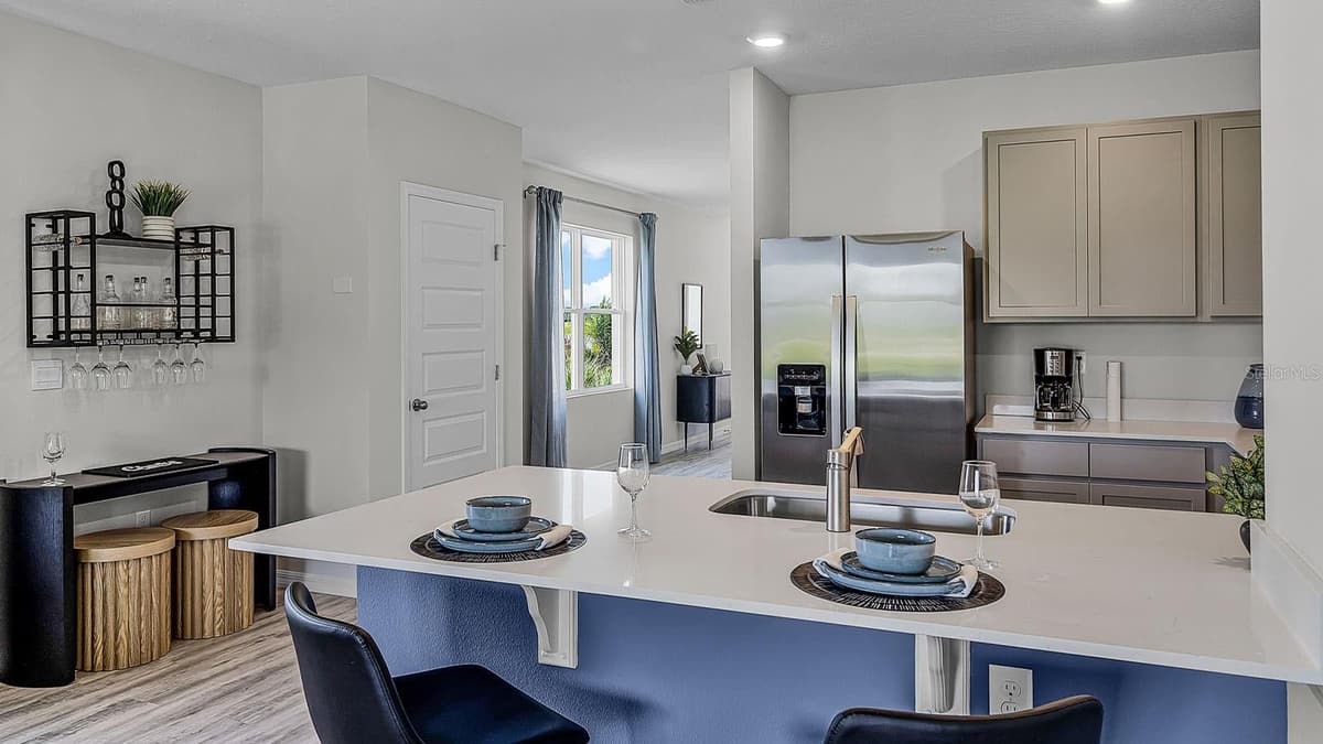 5584 TAVERNA LOOP — photo 10 of 29