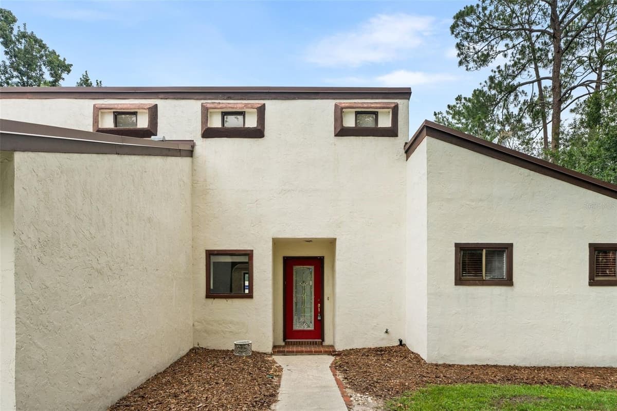1636 51ST TERRACE — photo 4 of 47
