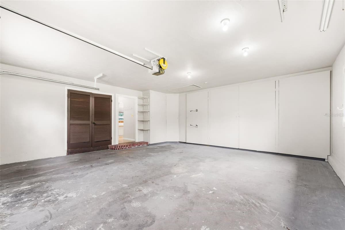 1636 51ST TERRACE — photo 33 of 47
