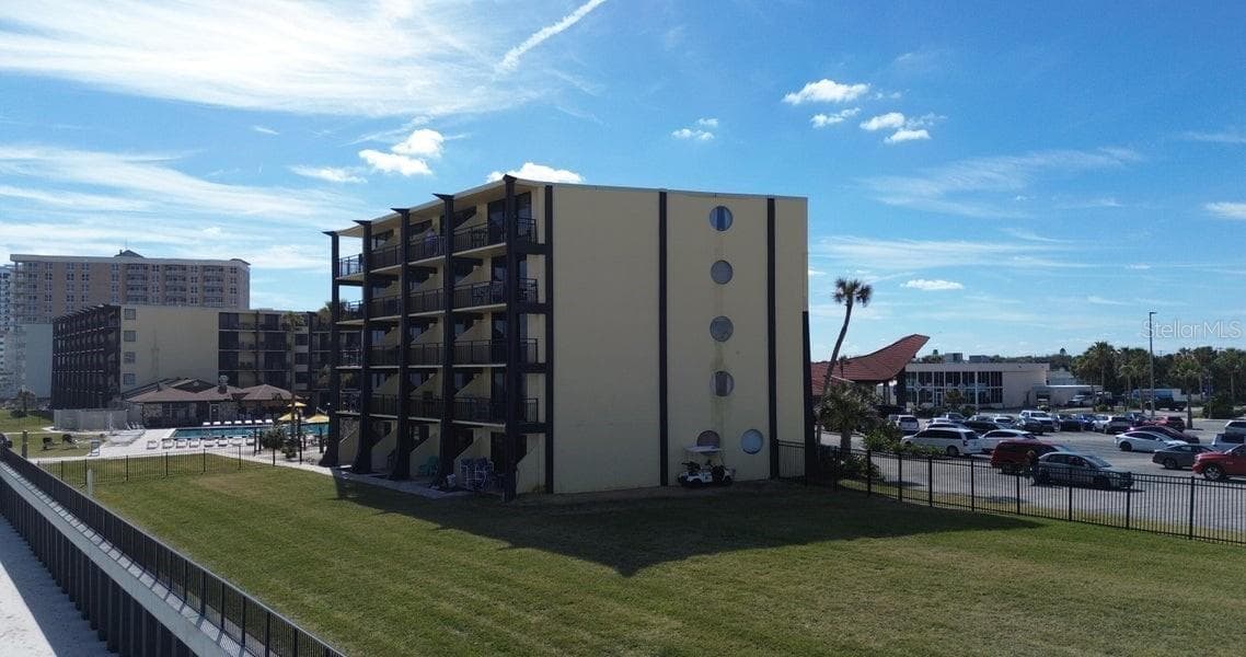2301 ATLANTIC AVENUE — photo 4 of 40