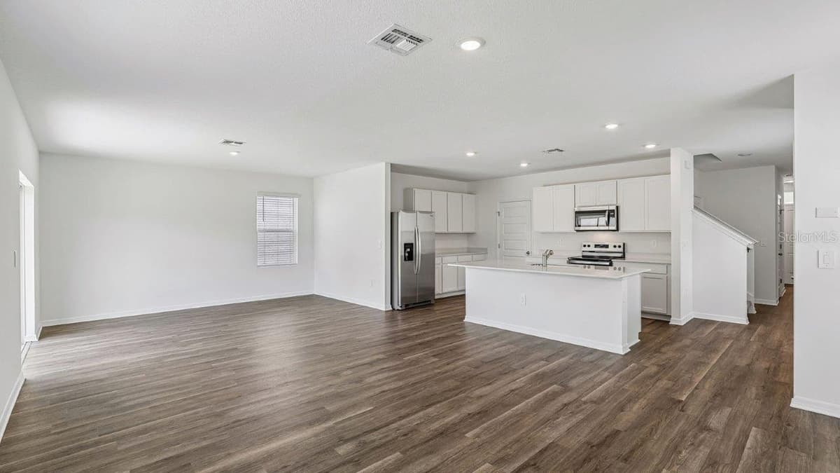 5588 TAVERNA LOOP — photo 10 of 35