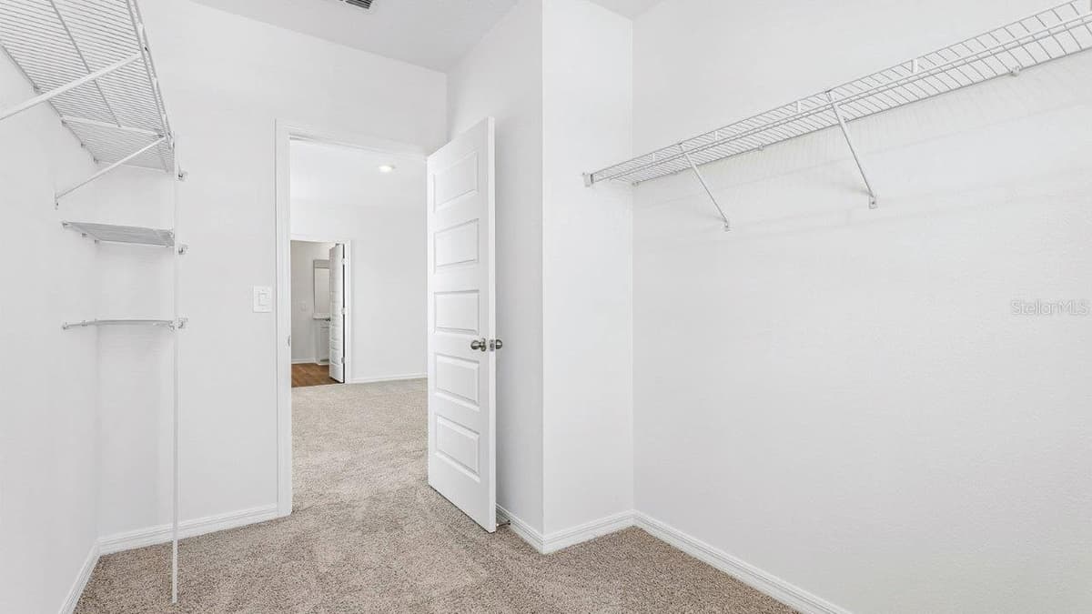 5588 TAVERNA LOOP — photo 22 of 35
