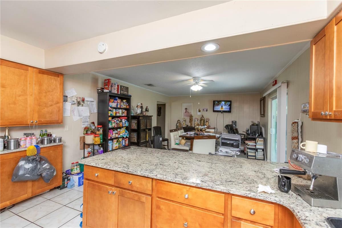 841 BRENTWOOD DRIVE — photo 9 of 24