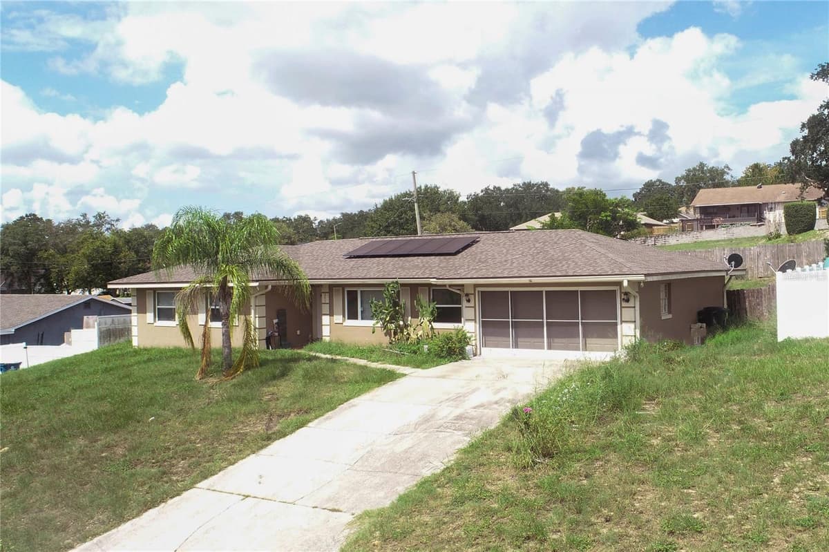 841 BRENTWOOD DRIVE — photo 1 of 24