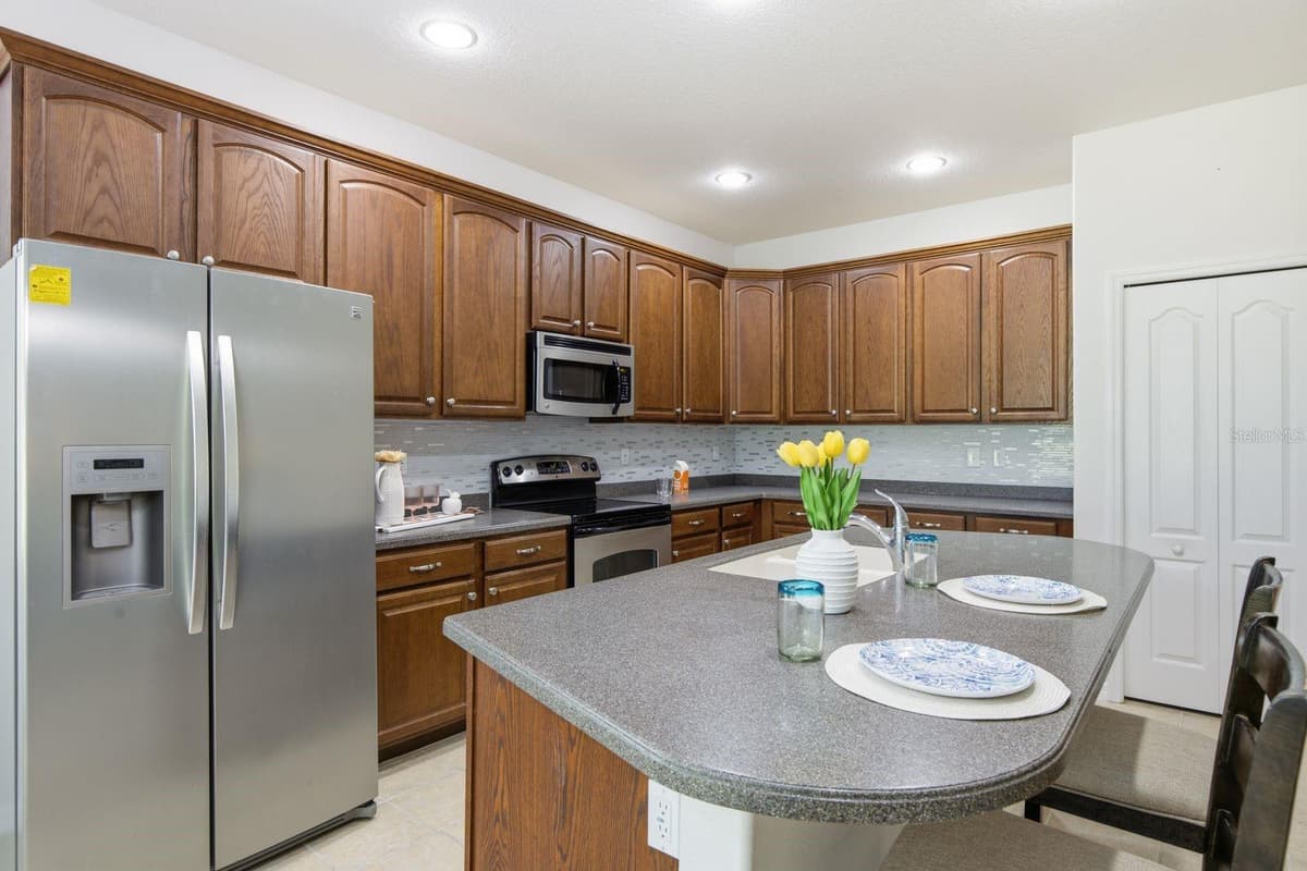 14830 POTTERTON CIRCLE — photo 5 of 46