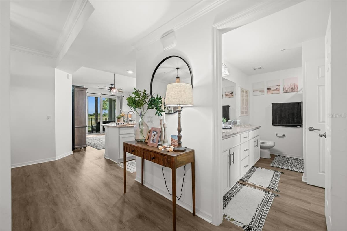 43030 GREENWAY BOULEVARD — photo 3 of 59