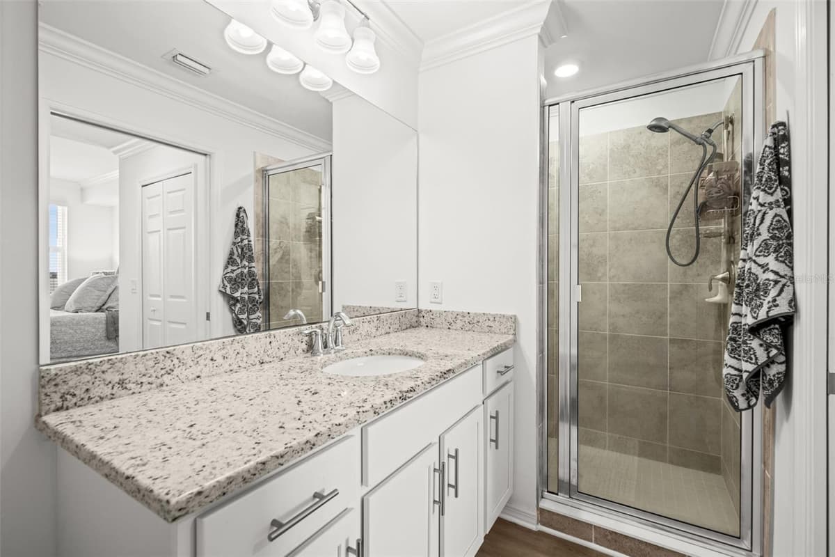 43030 GREENWAY BOULEVARD — photo 24 of 59