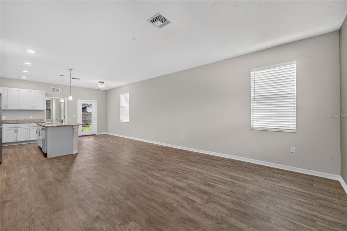 3507 10TH AVENUE — photo 13 of 54