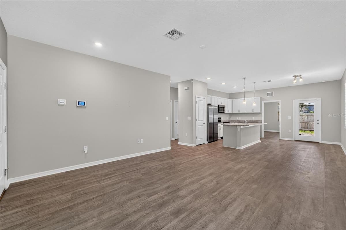 3507 10TH AVENUE — photo 14 of 54