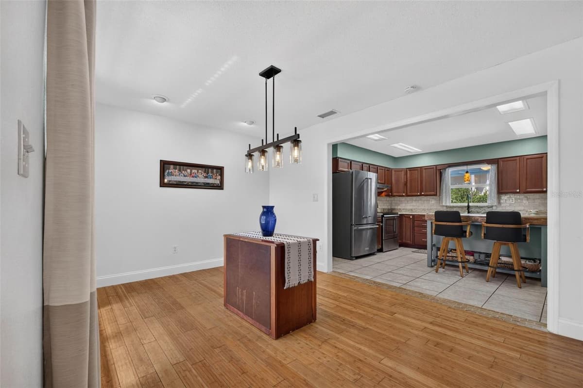 1604 RACHEL LANE — photo 12 of 65