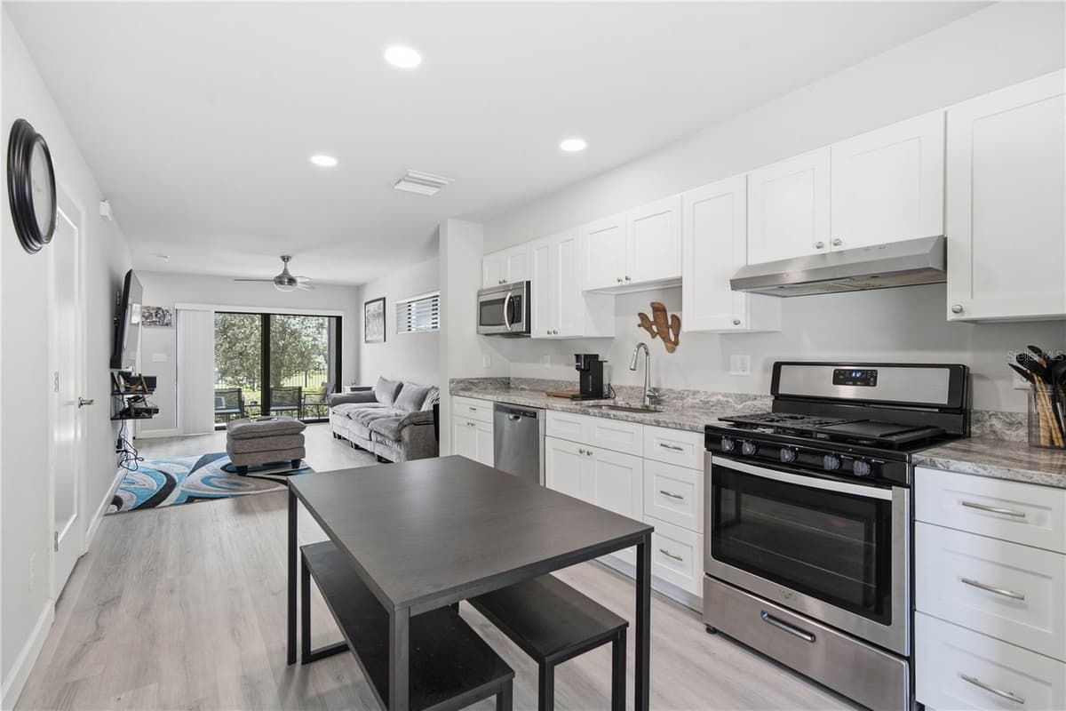 5729 75TH TERRACE — photo 5 of 17