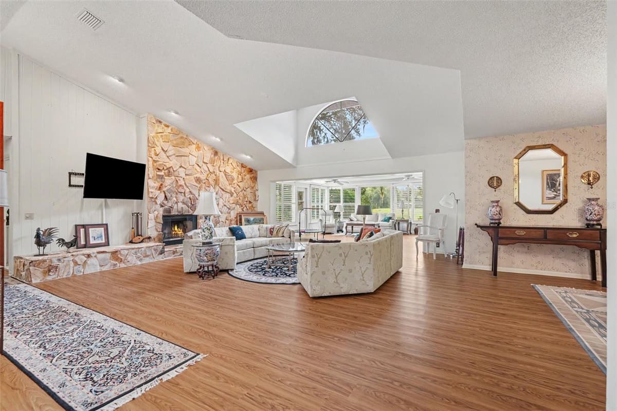 2950 ST ANDREWS BOULEVARD — photo 12 of 57