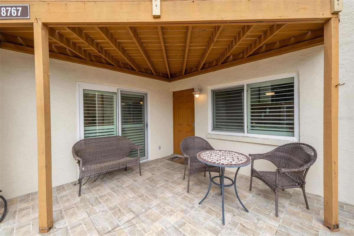 8767 LIVE OAK COURT — photo 13 of 41