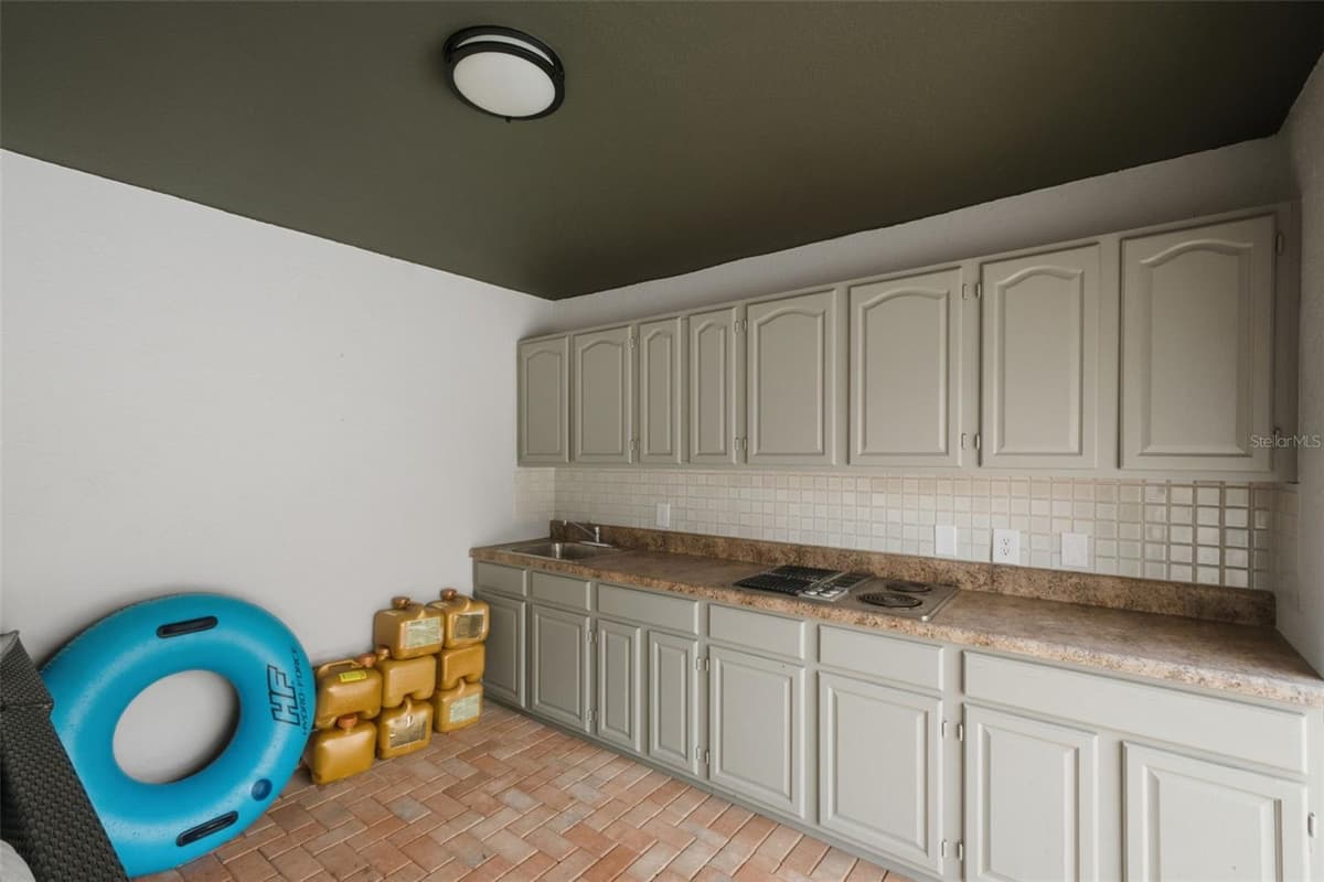 7231 RIVER COUNTRY DRIVE — photo 86 of 95