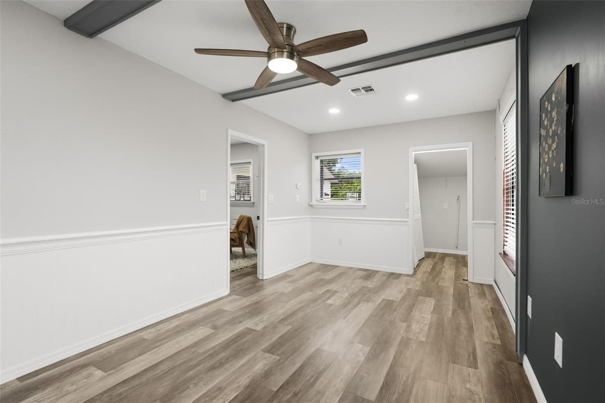 7231 RIVER COUNTRY DRIVE — photo 34 of 95