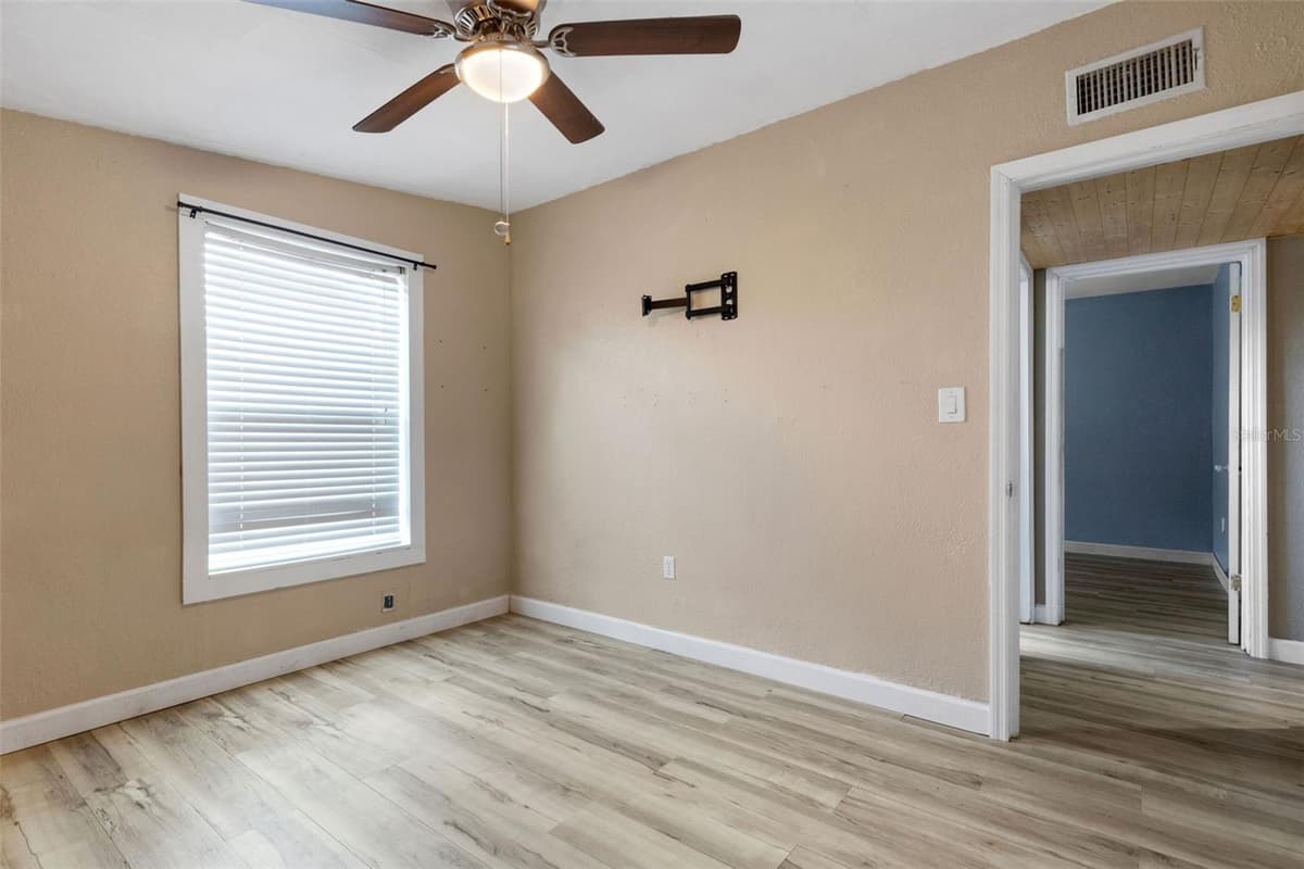 3341 CROTON TERRACE — photo 32 of 47