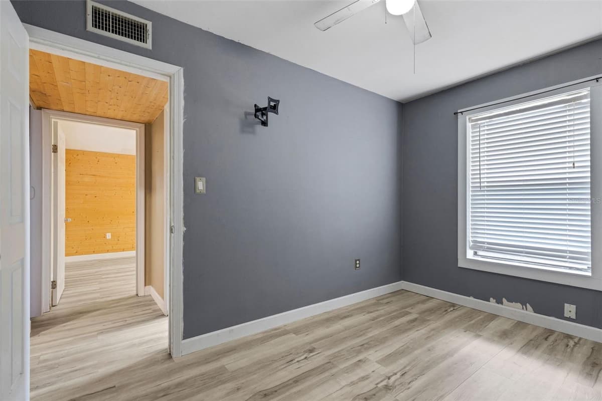 3341 CROTON TERRACE — photo 27 of 47