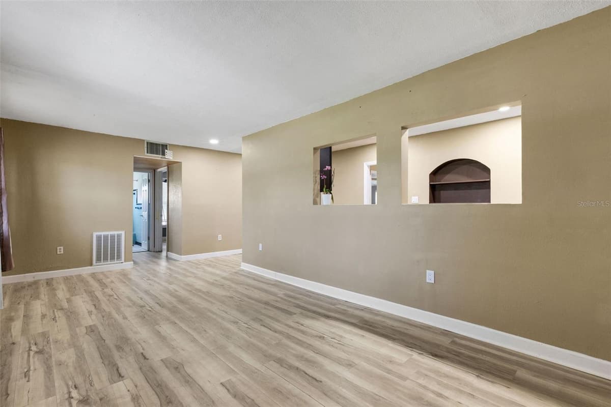 3341 CROTON TERRACE — photo 4 of 47