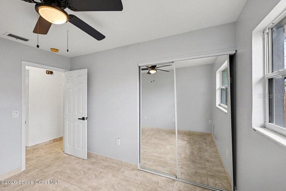 2292 LAKEVIEW DRIVE — photo 8 of 17