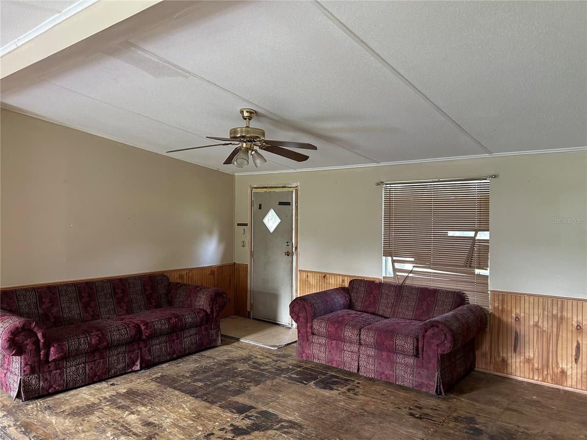 2751 STATE ROAD 121 — photo 7 of 16