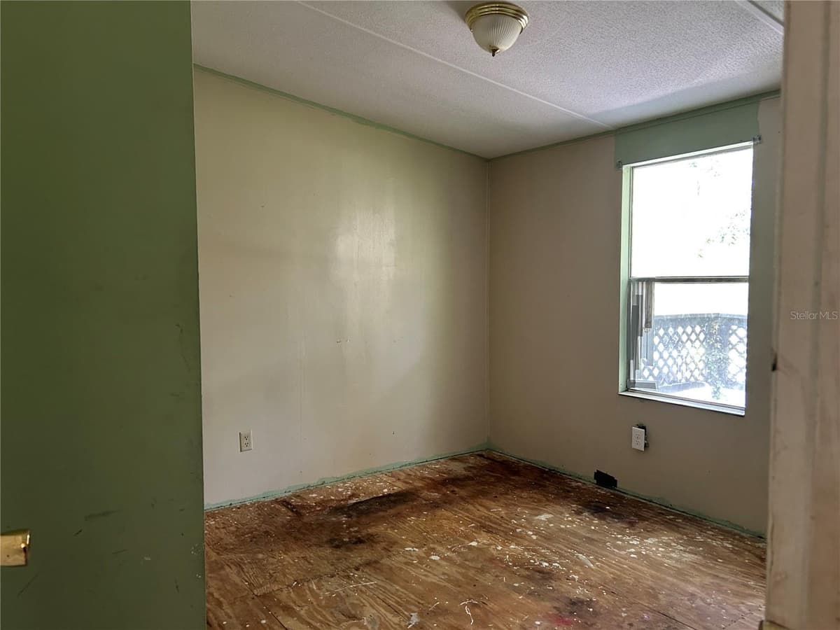 2751 STATE ROAD 121 — photo 11 of 16