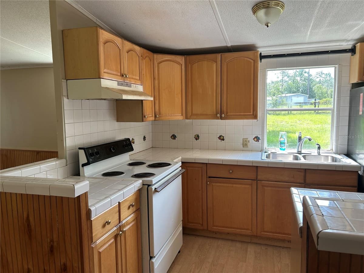 2751 STATE ROAD 121 — photo 4 of 16