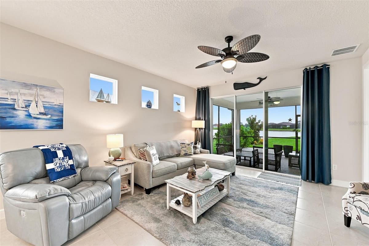 10208 COASTAL SHORES DRIVE — photo 13 of 79