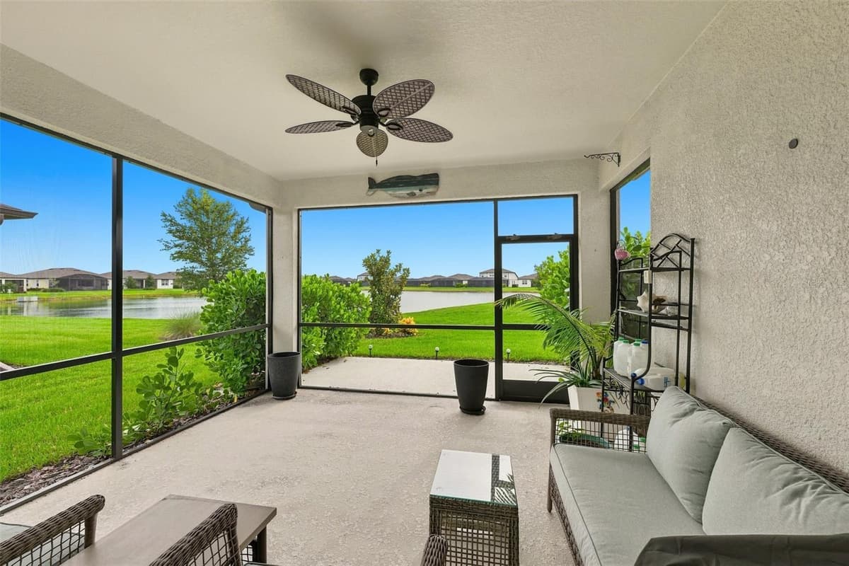10208 COASTAL SHORES DRIVE — photo 41 of 79